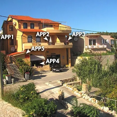 In With Terrace, Air Conditioning, Wi-fi Lopar